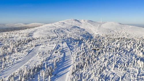 LeviSkiResort-kaakkoisrinteet[6155076]_xs